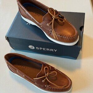 Sperry Boat Shoes New 9M Brown Leather